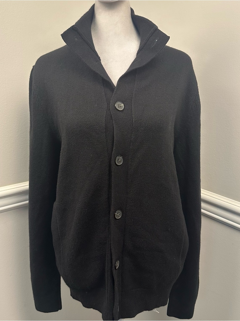 Banana Republic Black Button-Up Women's Cardigan S